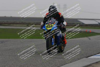 media/Nov-30-2025-TrackDaz (Sun) [[d8b22663df]]/A Group/Session 4 (Wheelie Bump)/